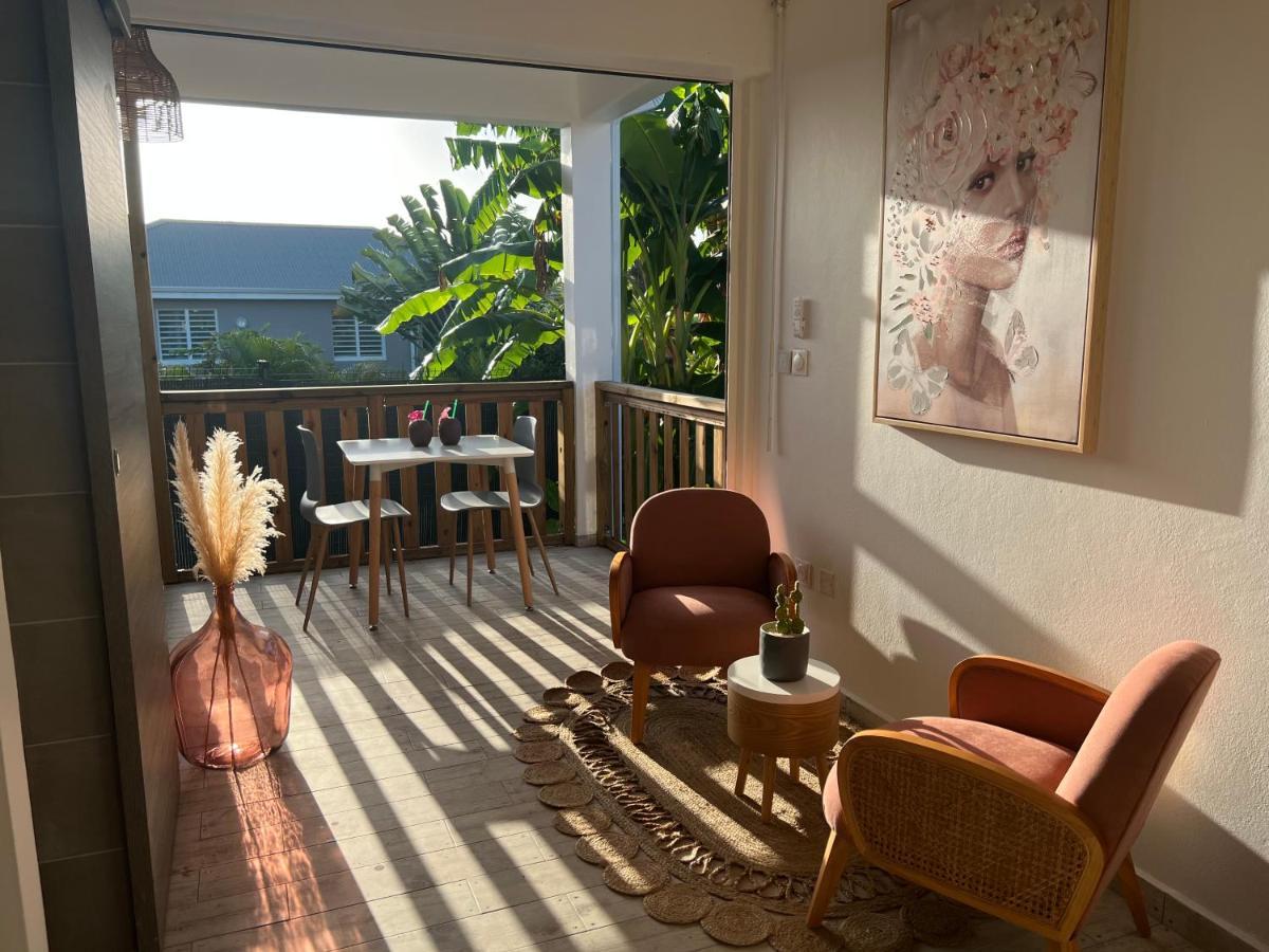 Studio La Normantillaise Petit-Bourg Luaran gambar